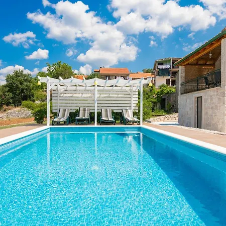 Amazing In With Jacuzzi * Zagvozd